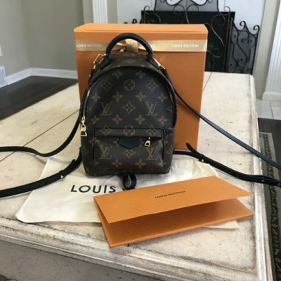 Louis Vuitton Handbags - Palm Springs mini